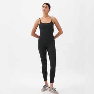 GapFit Power Exercise One-Piece